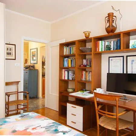 Nel Salotto Di Appartement Trieste
